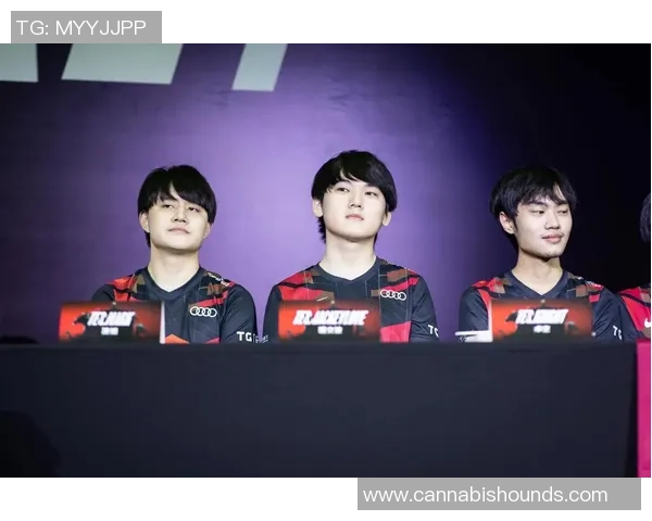 DOTA2战术解析:TES战队如何巧妙运用防反策略夺取胜利 DOTA2战术解析:TES战队如何巧妙运用防反策略夺取胜利